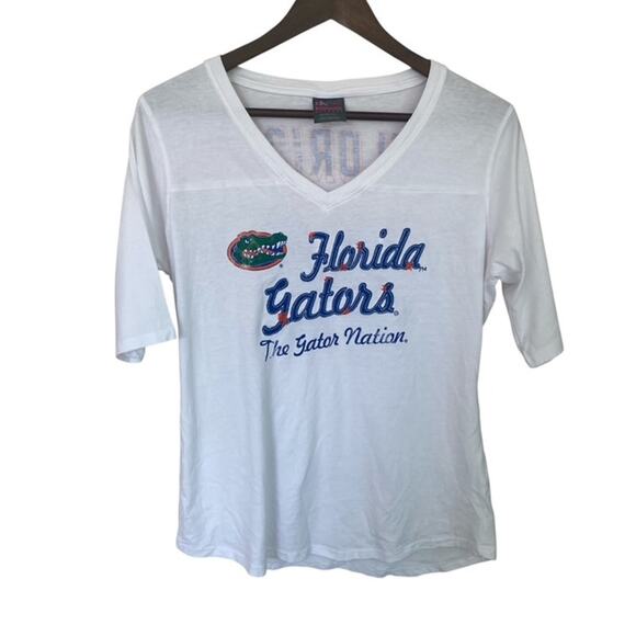 KA for Her Knights Apparel University of Florida Gators V-Neck T-Shirt - XL - Picture 1 of 5